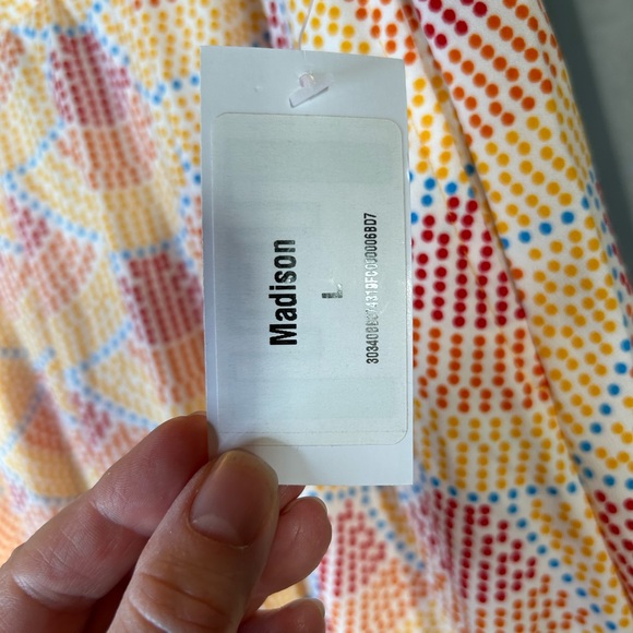 NWT LuLaRoe Madison full skirt with box pleats and side pockets - Picture 2 of 5